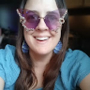 Meet your Posher, Janelle